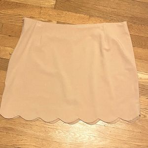 Boohoo Plus Woven Scallop Mini Skirt
